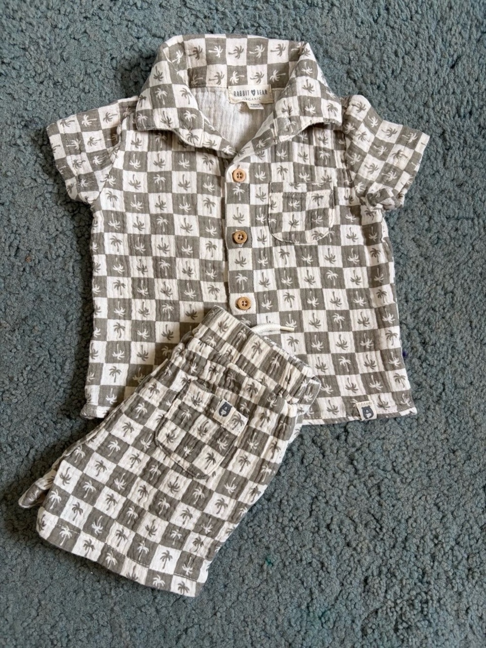 Rabbit & Bear Organic Baby Button-Up Set in Olive Check